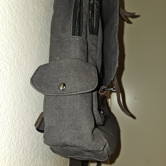 Wowbox Sling Backpack - Picture 6 of 9